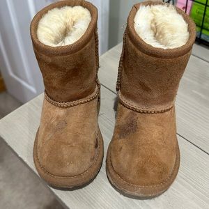 Ugg